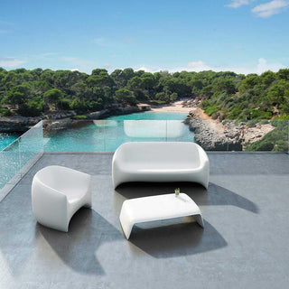 Vondom Blow low table polyethylene by Stefano Giovannoni - Buy now on ShopDecor - Discover the best products by VONDOM design
