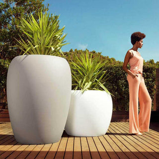 Vondom Blow vase h.80 cm polyethylene by Stefano Giovannoni - Buy now on ShopDecor - Discover the best products by VONDOM design
